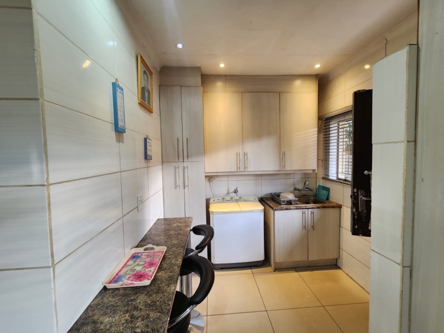 3 Bedroom Property for Sale in Rustenburg Central North West